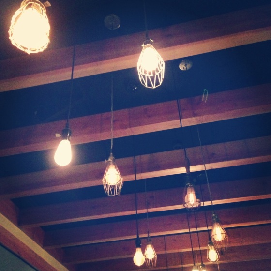 NookAndSea-Light-Bulbs-Lamp-Hanging-Pendants-Wires-Wood-Beams-Ceiling